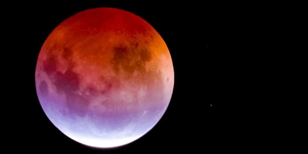 Eclipse lunar