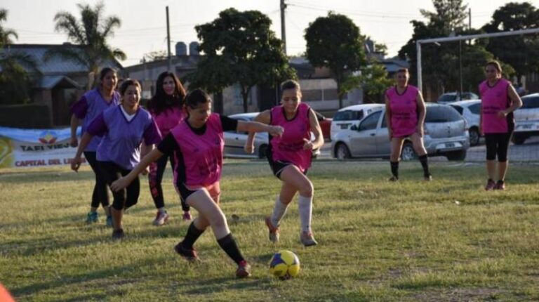 Realizarán un encuentro de Fútbol Femenino por el Mes de la Mujer