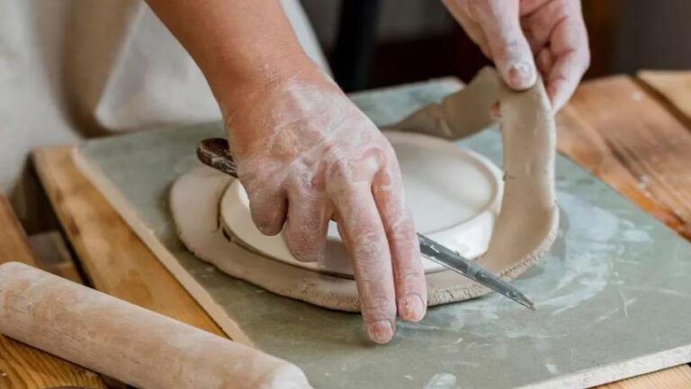 Inscripciones abiertas para Talleres y Seminarios de Cerámica, Telar y Encordado