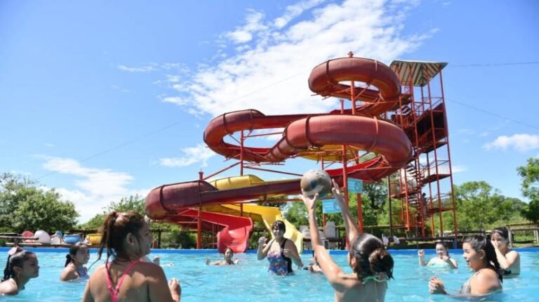 Descubre el Complejo Aquadillal en Tafí Viejo con descuentos exclusivos para los residentes locales