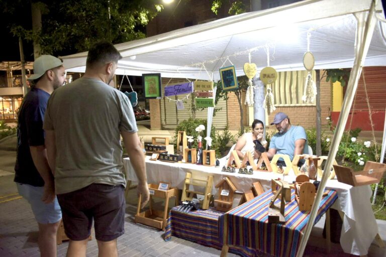 Feria de Artesanos y Emprendedores en Tafí Viejo