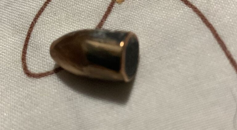 El peligro de las balas perdidas en Lomas de Tafí, ahora en el Sector 18