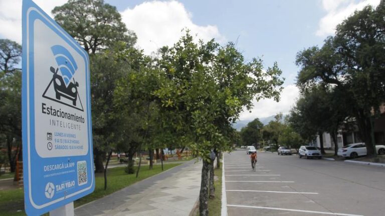 Implementación del Sistema de Estacionamiento Inteligente en Tafí Viejo