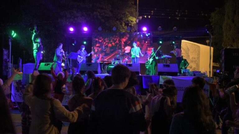 La Trasnochada 8M: Juntas, Unidas y Diversas por nuestros derechos