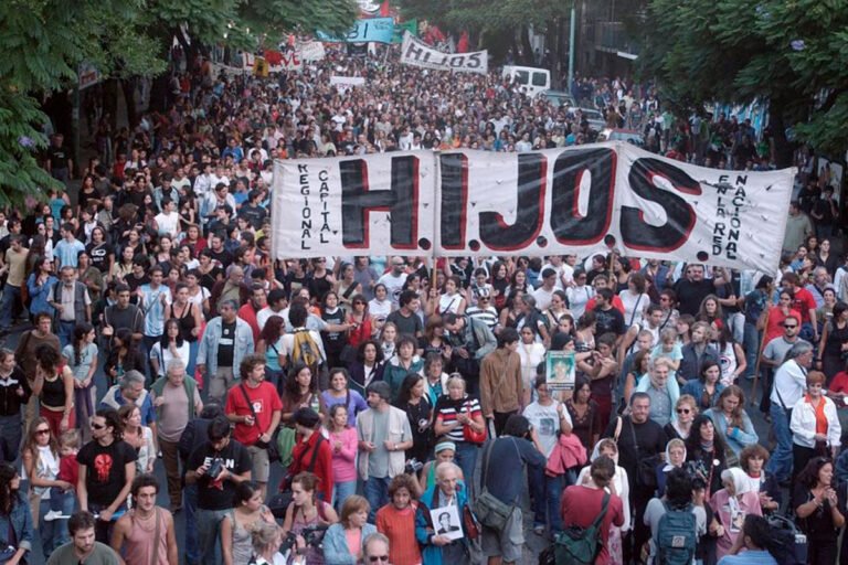 Ataque Brutal contra Integrante de HIJOS en la Previa al 24 de marzo: Denuncian un Acto de Violencia Política