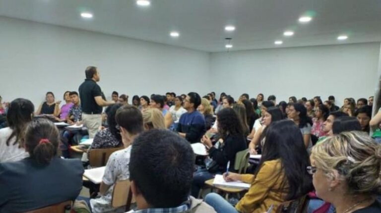 Desarrolla tus habilidades de oratoria y liderazgo en Tafi Viejo