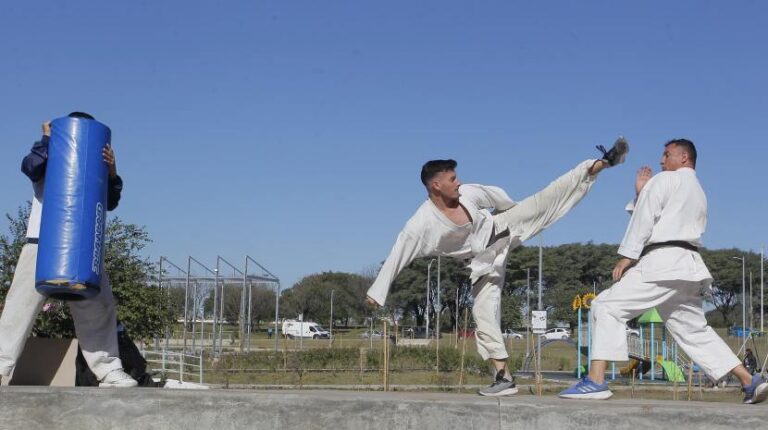 Actividades Invernales en el Parque Miguel Lillo: Diversión y Entretenimiento en Lomas de Tafí