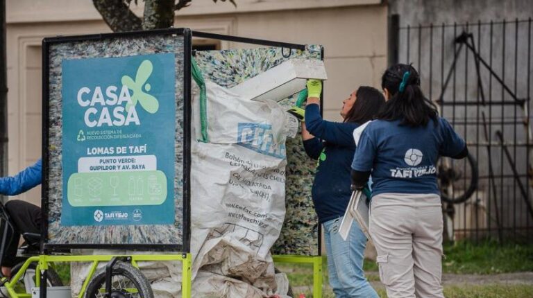Lomas de Tafí se Une a la Revolución del Reciclaje: ‘Casa por Casa’ Llega en Bicicleta