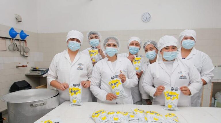 Descuentos en los yogures ‘La Remolona’ en el Mercado Municipal de Tafí Viejo