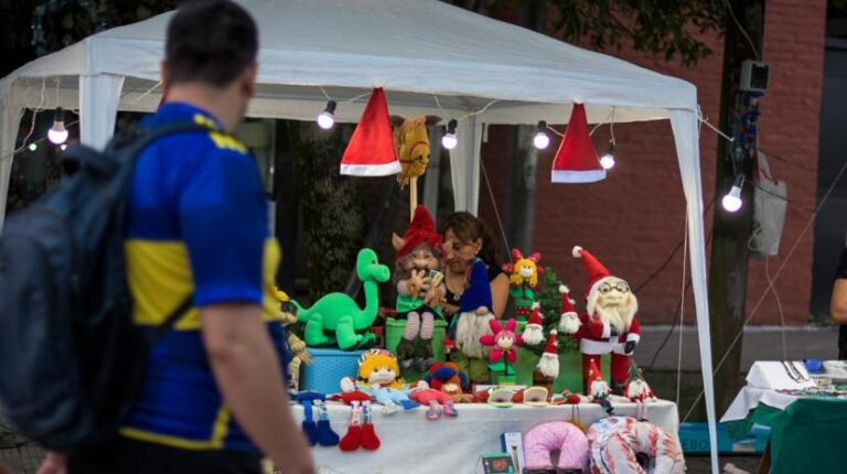 Buscá tu regalo navideño en la Feria de Artesanos y Emprendedores