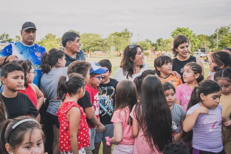 La Intendente compartió una jornada con los niños y niñas de la colonia «Lomas en Vacaciones