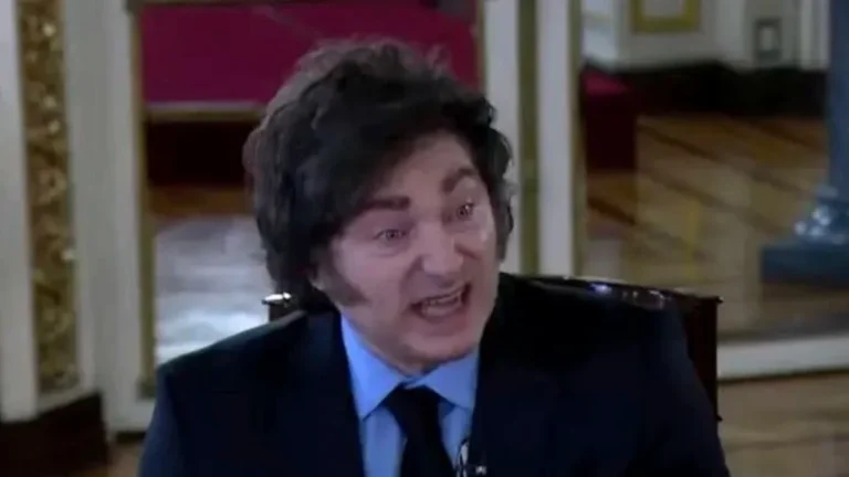 Milei relativizó la nota del New York Times: «Parecen chimentos de peluquería»