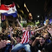 ¡Fiesta y feriado en Paraguay tras clasificar a octavos del Mundial!