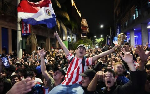 ¡Fiesta y feriado en Paraguay tras clasificar a octavos del Mundial!