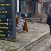 Multa millonaria a pollería de Tafí Viejo por recargo en pagos electrónicos