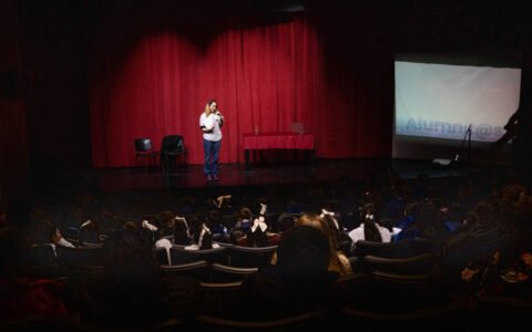 Presentaron «Alumnitos»: un concurso de escritura para jóvenes