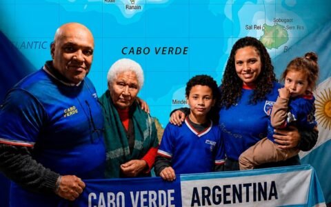 Tres generaciones de la familia Gomes con el corazón dividido entre Argentina y Cabo Verde