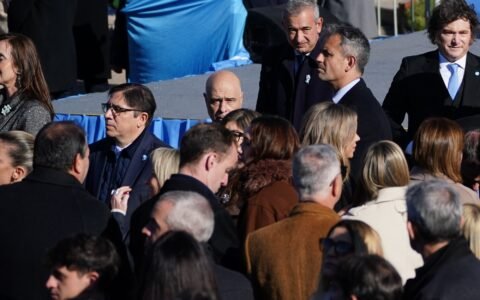 Villarruel Cuestiona a Adorni y Denuncia Desaire Tras Acto en Rosario