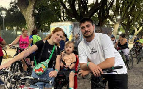 Cáritas Tucumán celebra 70 años con bicicleada familiar
