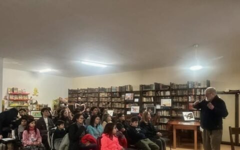 Festival del Aprendizaje en Tafí Viejo: Un Viaje al Pasado Prehistórico