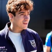 Franco Colapinto se rinde ante Silverstone: «Llevar un F1 ahí es espectacular…»