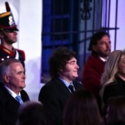 Milei en Tucumán: Dos visiones de independencia en el 9 de Julio