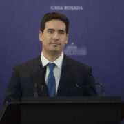 Ravier dijo que sin país fuerte no se recuperan las Malvinas