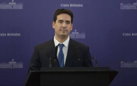Ravier dijo que sin país fuerte no se recuperan las Malvinas