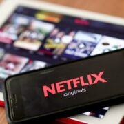 Streaming: ¿Por qué una sola plataforma permite descargas en notebooks?