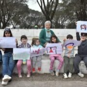 Talleres de pintura fomentaron la creatividad en el Parque Miguel Lillo