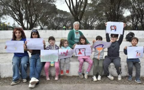 Talleres de pintura fomentaron la creatividad en el Parque Miguel Lillo