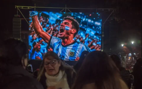 Tucumán palpita el Mundial: Punto Mundialista en el Bicentenario