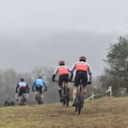 Dupla tucumana domina la categoría E-bike en el Trasmontaña 2026