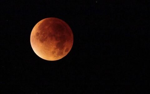 Eclipse Lunar Parcial: ¿Cuándo y cómo verlo desde Tafí Viejo?