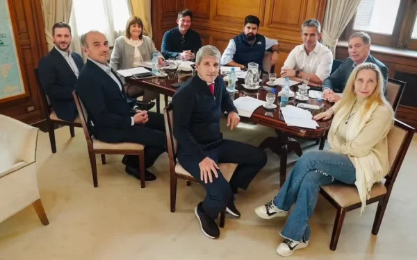 Milei define la jugada electoral: mesa política para tumbar las PASO y preparar el 2027