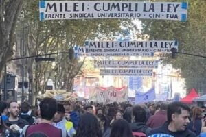 Paro universitario: el gobierno ofrece 3% cuando debe 31% y sigue incumpliendo