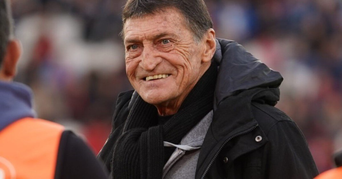 ¡Falcioni, picante! «Justo ahora se despertó River…»