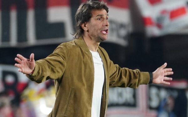 Ponzio: las «cuestiones por corregir» y «masticar» bronca en el parate