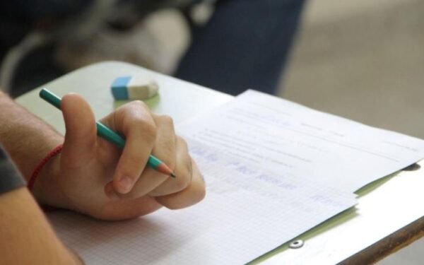 Municipio lanza plan para que empleados terminen primaria y secundaria