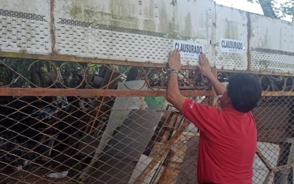 Chatarrería clausurada tras proyectil de gas que voló 15 metros