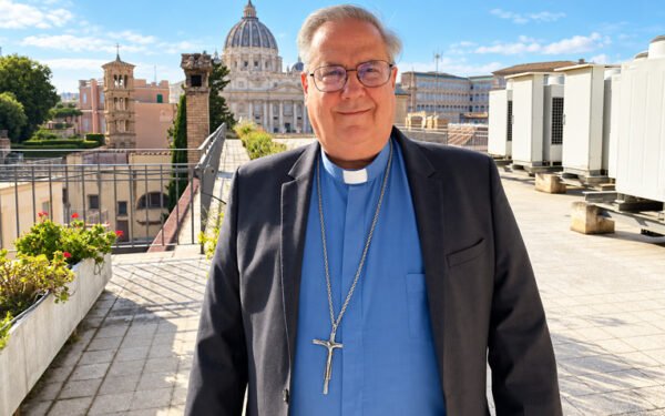 Rossi: «León XIV encontrará una Argentina cascoteada y bajoneada»