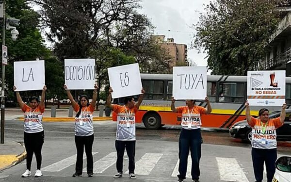 Salud pública sale a la calle para prevenir siniestros viales en el microcentro