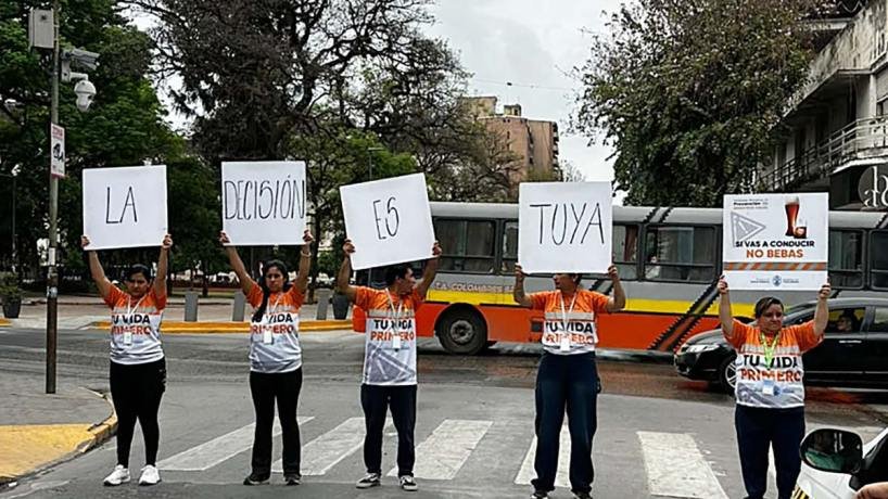 Salud pública sale a la calle para prevenir siniestros viales en el microcentro