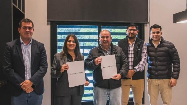 Rodríguez apuesta al reciclaje: firma un pacto clave con la empresa Diagonal Citrus