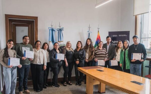 Certificados que abren puertas: Tafí Viejo cierra su curso de Inclusión Digital