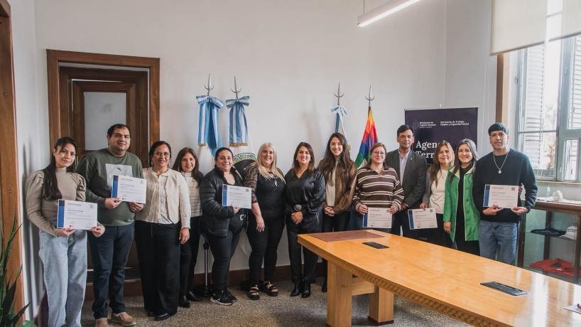 Certificados que abren puertas: Tafí Viejo cierra su curso de Inclusión Digital
