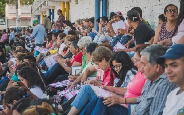 Un bingo gigante para las madres taficeñas: música, sorteos y colectivos gratis
