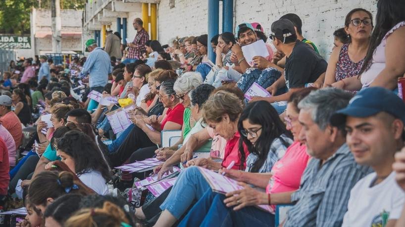 Un bingo gigante para las madres taficeñas: música, sorteos y colectivos gratis