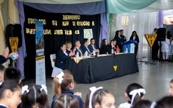 Jaldo convoca a 200 estudiantes a diseñar el tránsito seguro del futuro