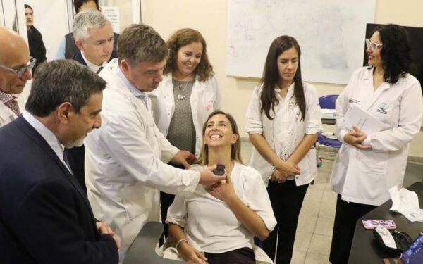 Hospital Avellaneda suma ecógrafos ultraportátiles de última generación
